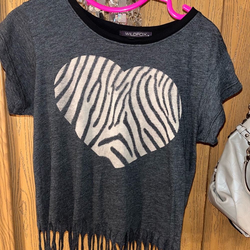Wild fox fringe tee
